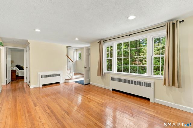 27 Grant Hill Road, Bloomfield, CT 06002