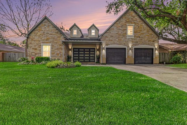 9507 Meadowglen Lane, Houston, TX 77063