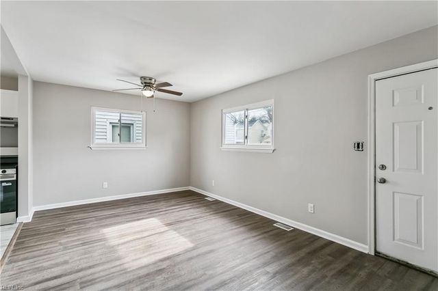 1239 24th ST, Newport News, VA 23607