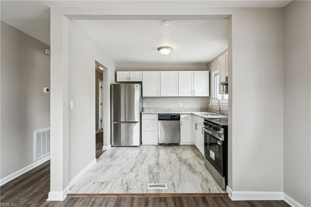 1239 24th ST, Newport News, VA 23607