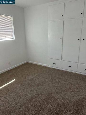 2626 Shamrock Dr, San Pablo, CA 94806