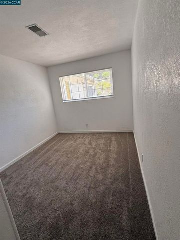 2626 Shamrock Dr, San Pablo, CA 94806