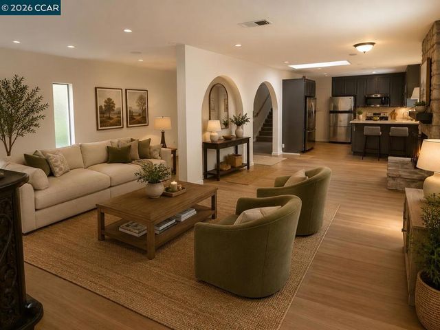 2626 Shamrock Dr, San Pablo, CA 94806