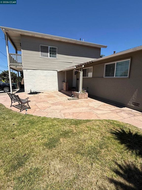Image 28 of property listing at 2626 Shamrock Dr, San Pablo, CA 94806