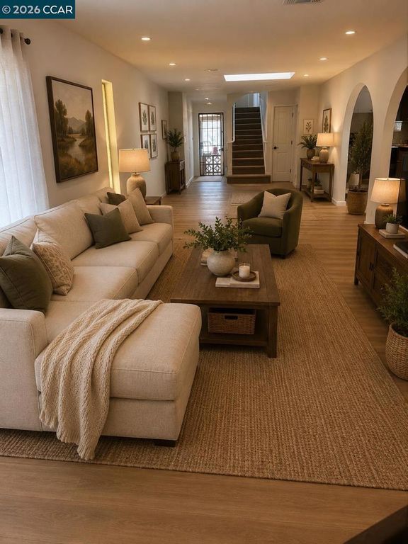 Image 3 of property listing at 2626 Shamrock Dr, San Pablo, CA 94806