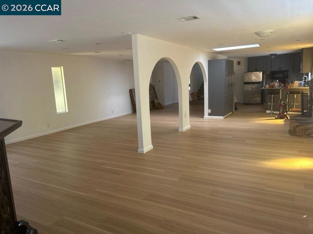 Image 4 of property listing at 2626 Shamrock Dr, San Pablo, CA 94806