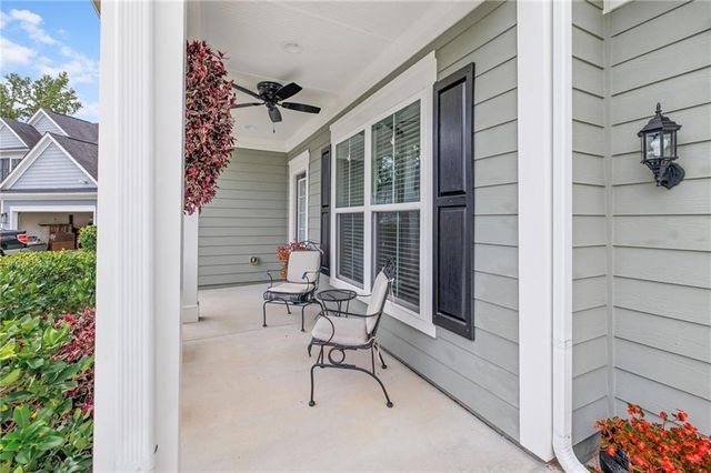 6576 Red Hawk Way, Hoschton, GA 30548