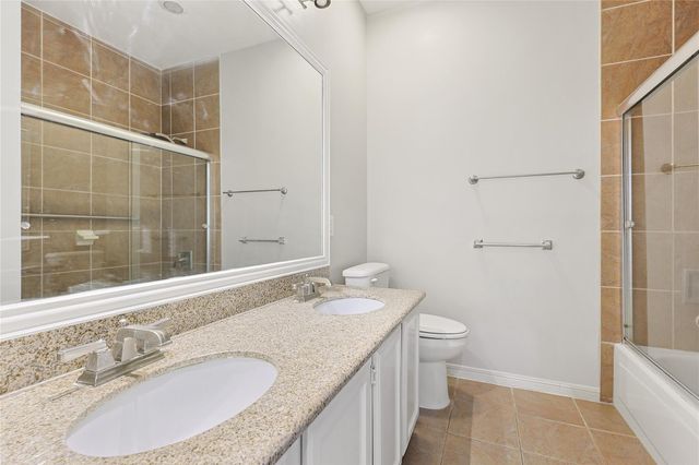 1531 Alderwood Drive, Sugar Land, TX 77479