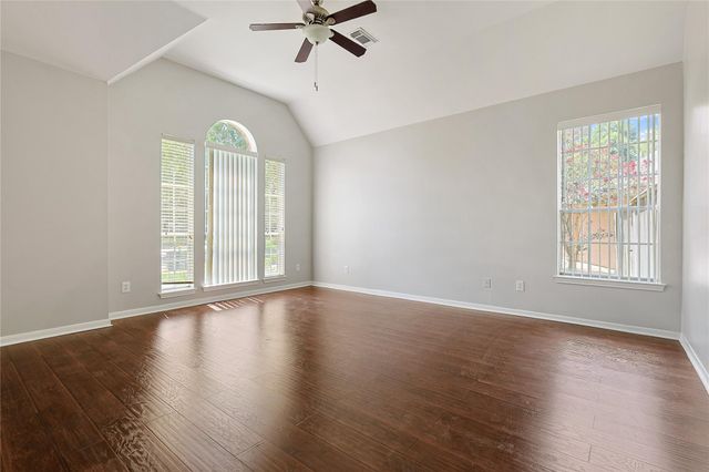 1531 Alderwood Drive, Sugar Land, TX 77479