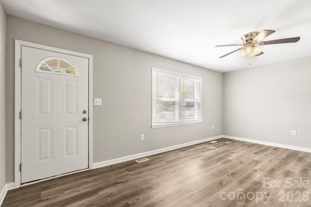 8410 Clear Meadow Lane, Charlotte, NC 28227