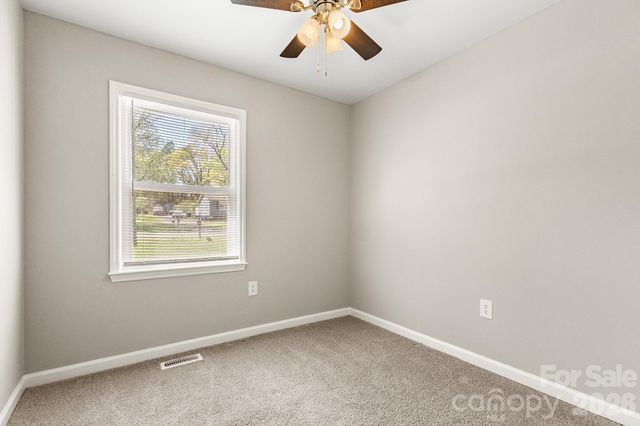 8410 Clear Meadow Lane, Charlotte, NC 28227