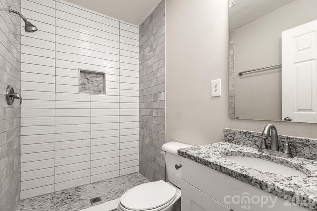 8410 Clear Meadow Lane, Charlotte, NC 28227