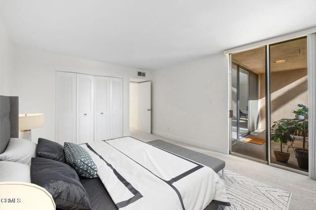 5411 Tyrone Avenue 202, Sherman Oaks, CA 91401