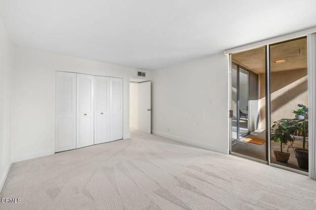 5411 Tyrone Avenue 202, Sherman Oaks, CA 91401