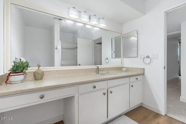 5411 Tyrone Avenue 202, Sherman Oaks, CA 91401