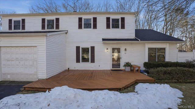 63 Patricia Lane, South Setauket, NY 11720