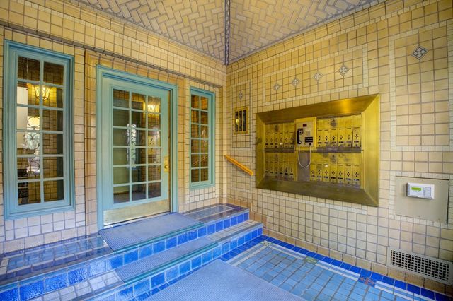 1572 Massachusetts Avenue 41, Cambridge, MA 02138