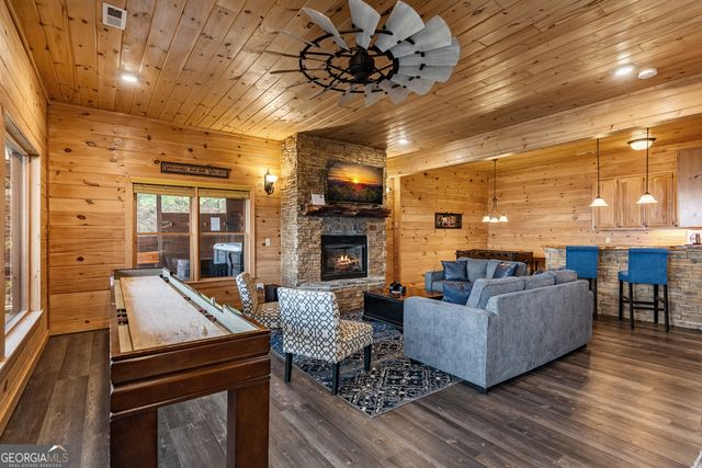176 Katahdin Drive, Mineral Bluff, GA 30559