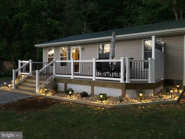 4551 GROVE HILL RIVER RD, Shenandoah, VA 22849