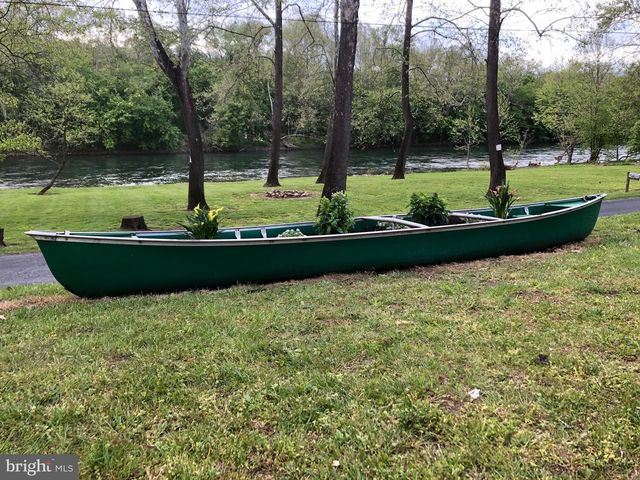 4551 GROVE HILL RIVER RD, Shenandoah, VA 22849