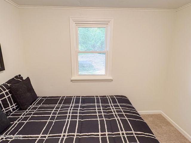 5249 Clover Lane, Toledo, OH 43623