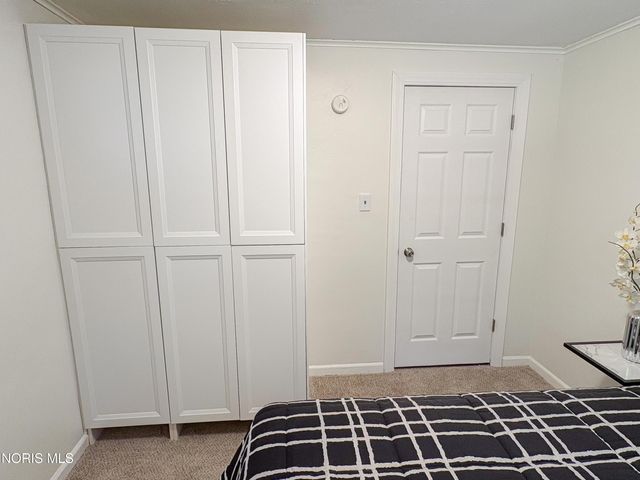 5249 Clover Lane, Toledo, OH 43623