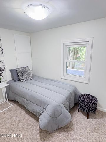 5249 Clover Lane, Toledo, OH 43623