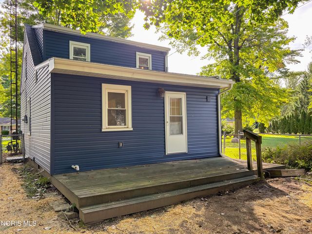 5249 Clover Lane, Toledo, OH 43623