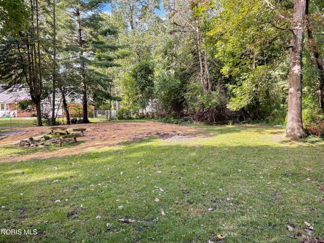 5249 Clover Lane, Toledo, OH 43623
