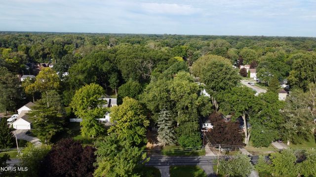5249 Clover Lane, Toledo, OH 43623