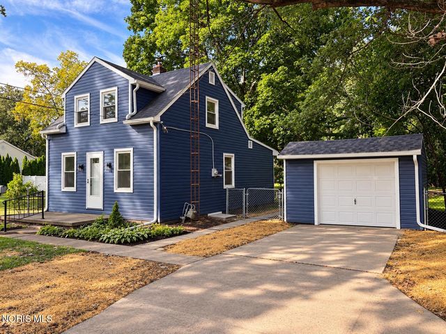5249 Clover Lane, Toledo, OH 43623