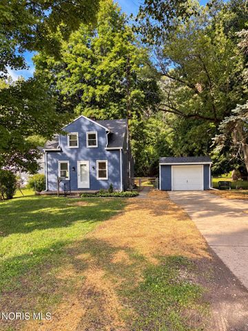 5249 Clover Lane, Toledo, OH 43623