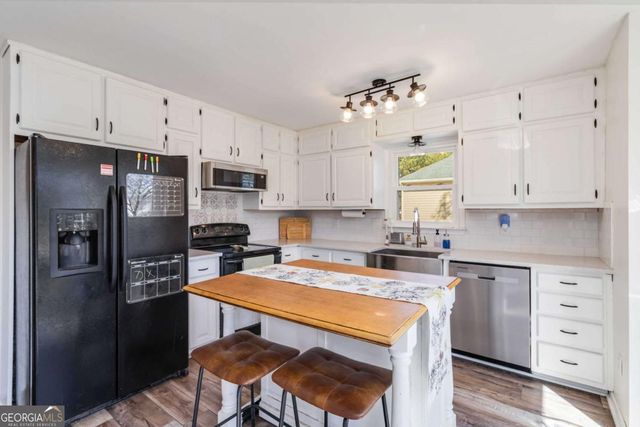 810 Hounds Ridge Court, Lawrenceville, GA 30043