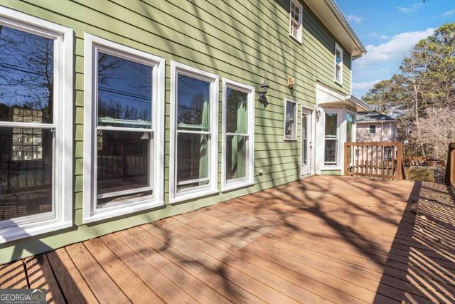 810 Hounds Ridge Court, Lawrenceville, GA 30043