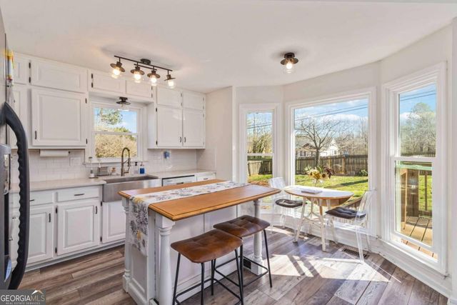 810 Hounds Ridge Court, Lawrenceville, GA 30043