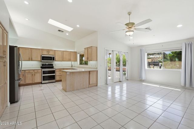 15555 E CHOLLA Drive, Fountain Hills, AZ 85268