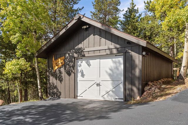 11325 Pauls Drive, Conifer, CO 80433