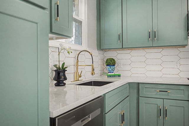 3792 Lunn Dr, Nashville, TN 37218