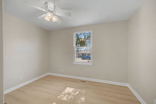 3792 Lunn Dr, Nashville, TN 37218