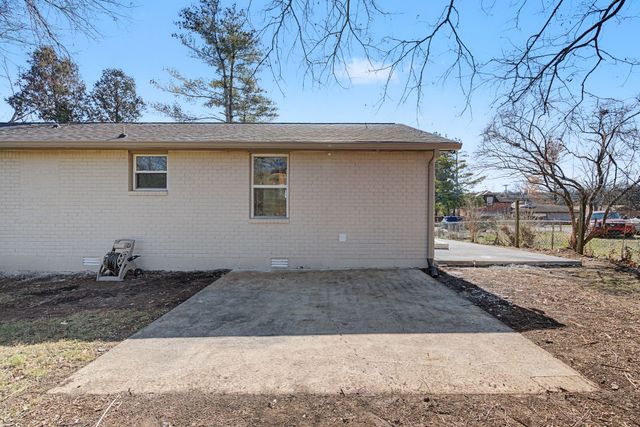 3792 Lunn Dr, Nashville, TN 37218