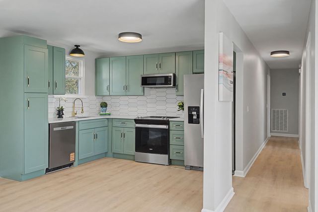 3792 Lunn Dr, Nashville, TN 37218