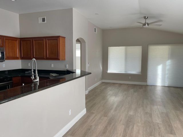 4540 Woodhawk Way, Antelope, CA 95843