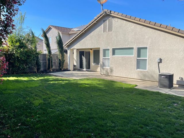 4540 Woodhawk Way, Antelope, CA 95843