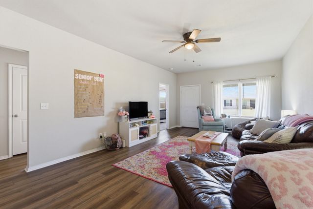 28 Candlelight Drive, Conway, AR 72032