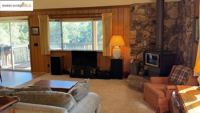 20386 Pine Mountain Dr., Groveland, CA 95321