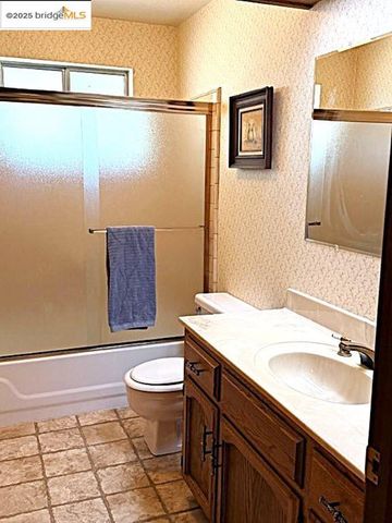 20386 Pine Mountain Dr., Groveland, CA 95321