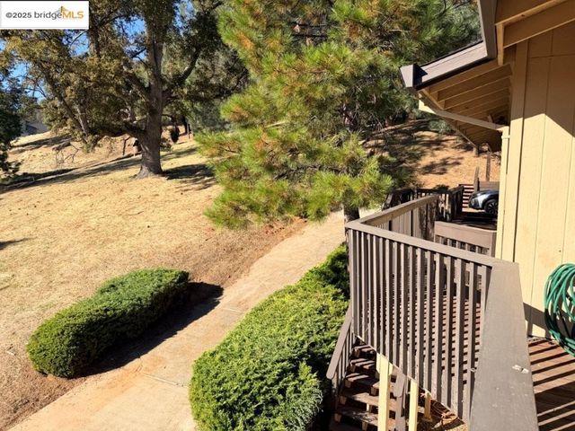 20386 Pine Mountain Dr., Groveland, CA 95321