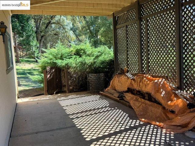 20386 Pine Mountain Dr., Groveland, CA 95321