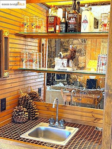 20386 Pine Mountain Dr., Groveland, CA 95321