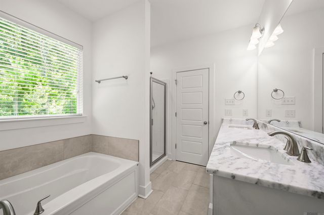 9674 Brookfield Ave, Denham Springs, LA 70726